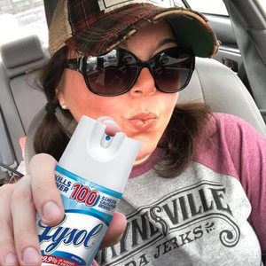 Meet your Posher, Christina